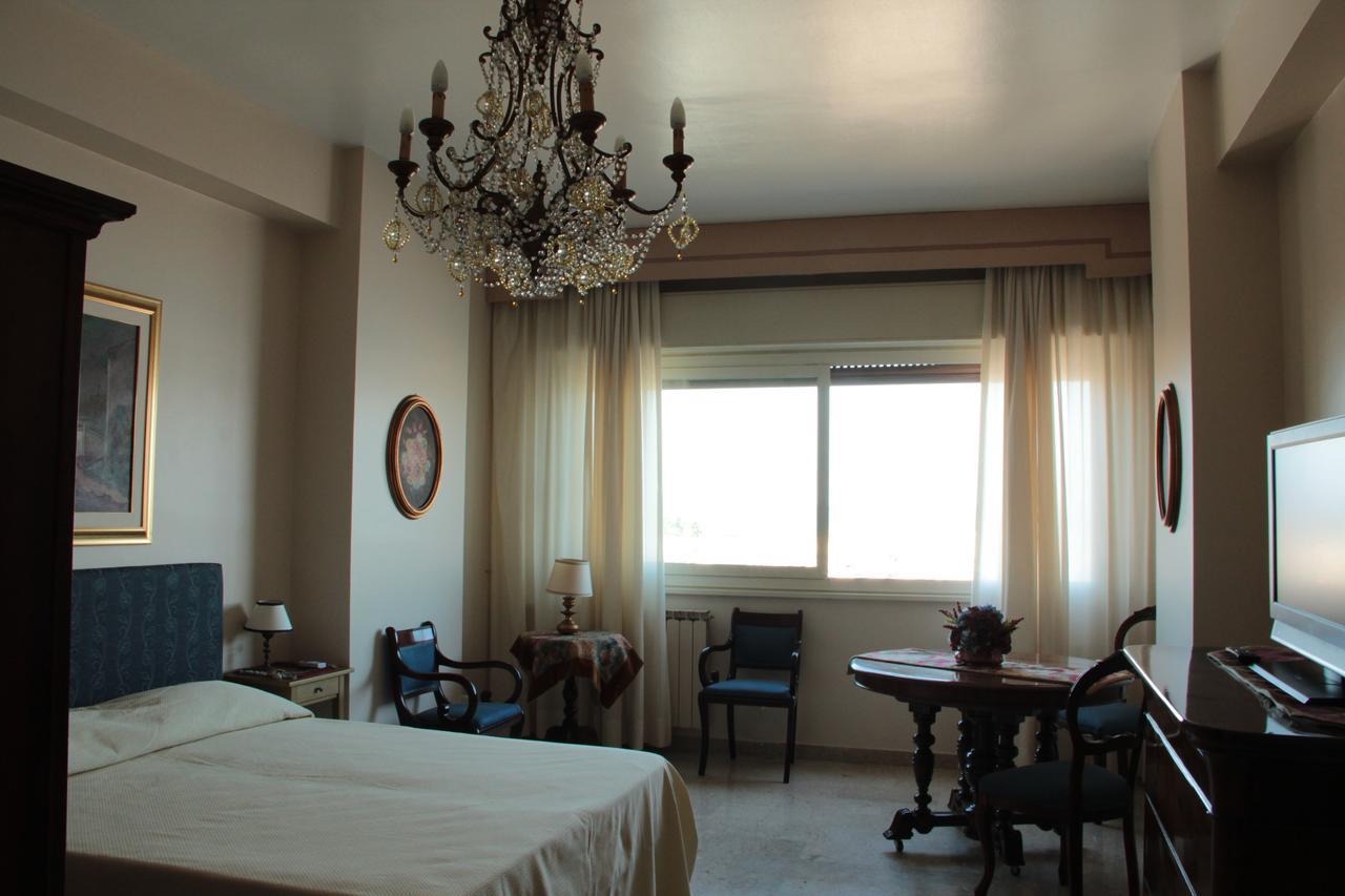 לינה וארוחת בוקר מילאצו B.&B Margaret'S House מראה חיצוני תמונה