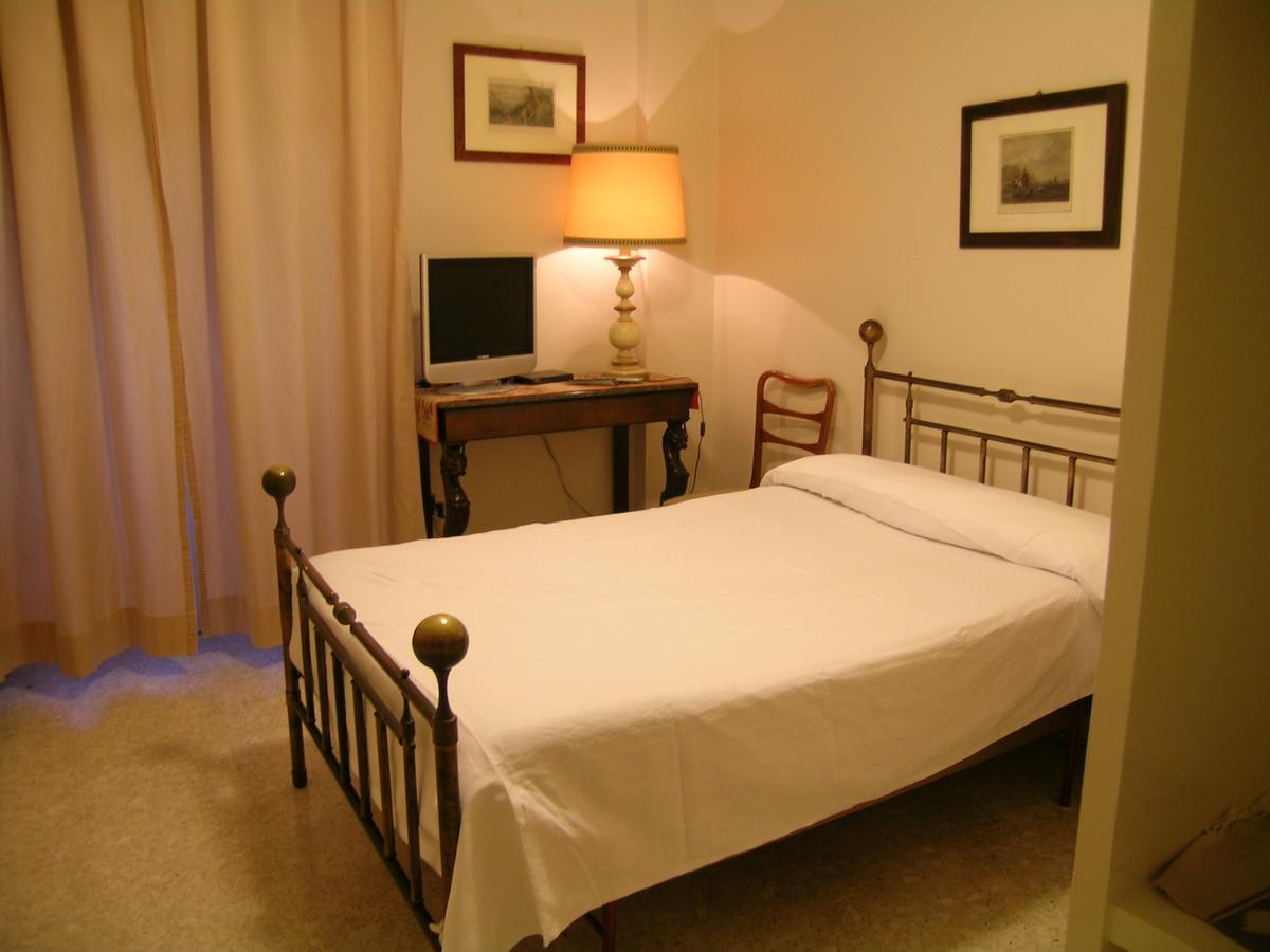 לינה וארוחת בוקר מילאצו B.&B Margaret'S House מראה חיצוני תמונה